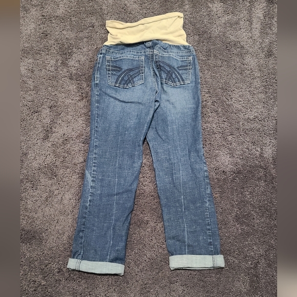 Indigo blue rolled hem cuffed maternity Capri jeans - Picture 2 of 3